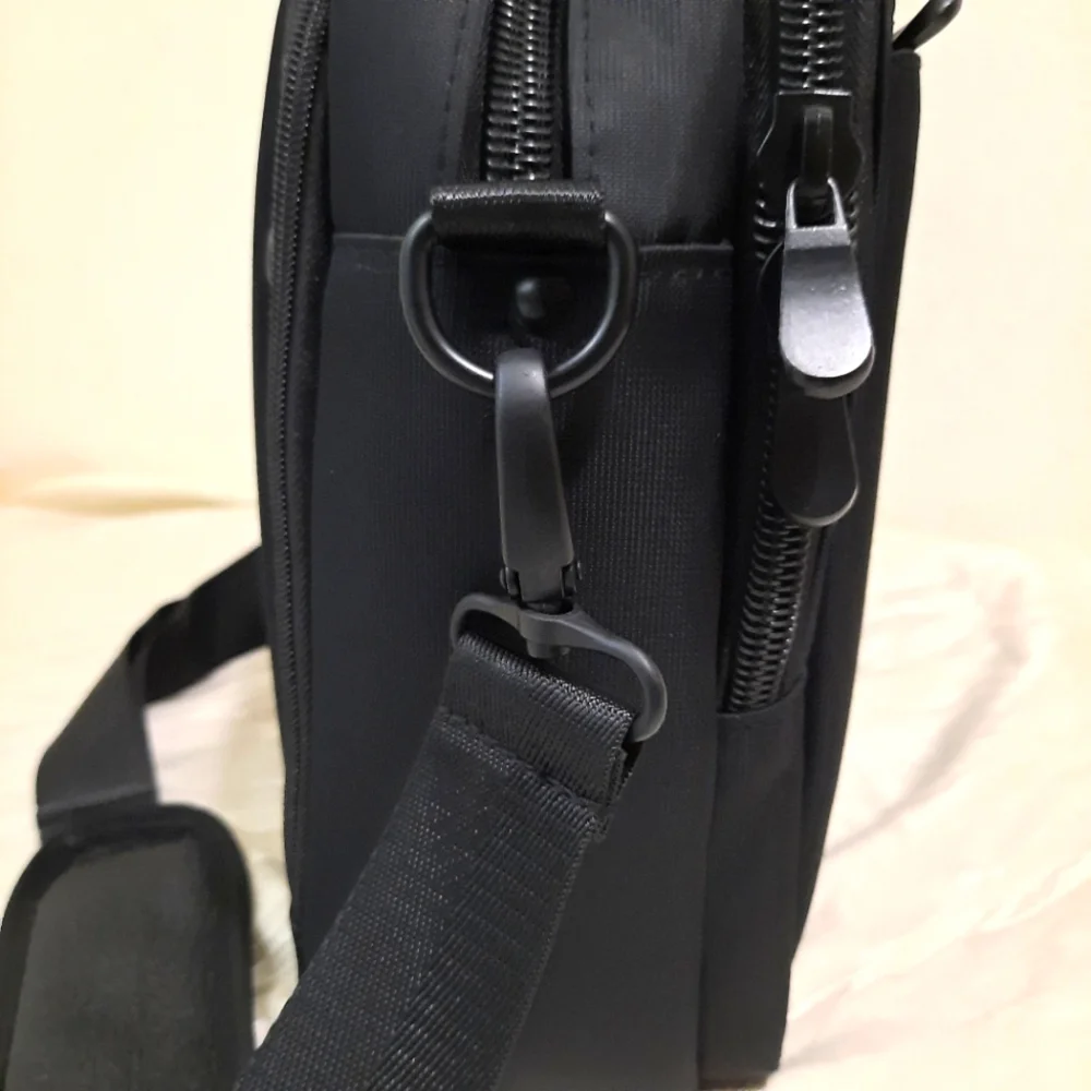 Unbranded padded laptop black briefcase